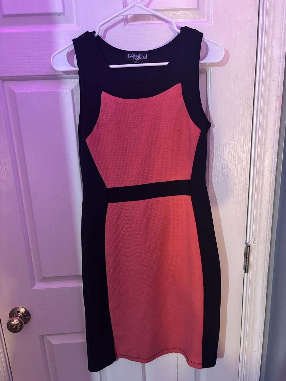 Hypnotized Women's Black and Coral Colorblock Sleeveless Bodycon Dress XL